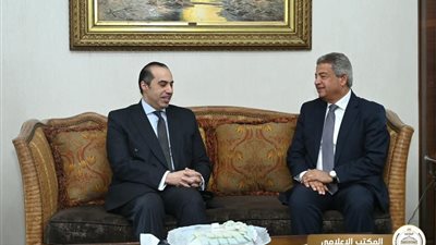 وزير الشئون النيابية يلتقي رئيس المجلس الأعلى لتنظيم الإعلام