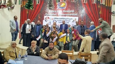 بالصور.. إعلان نتيجة مسابقة أوائل الطلاب بمدارس الرسمية لغات بسوهاج 