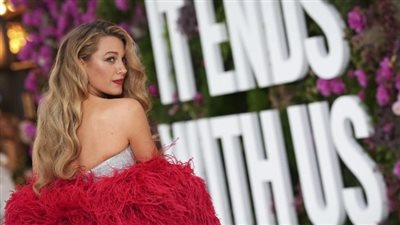 ليفلي تحظى بدعم قضائي ضد مخرج فيلم 