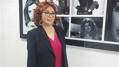 بعد وفاة زوجها.. نبيلة عبيد لنشوى مصطفى: 