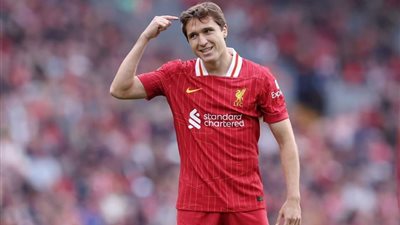 آرنى سلوت: هذه الأسباب تمنع كييزا من المشاركة مع ليفربول