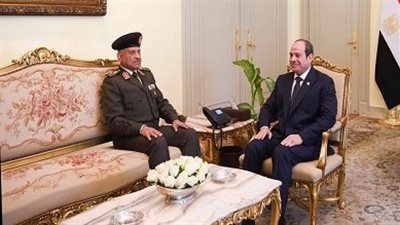 الرئيس السيسي يستقبل الفريق أول عبد المجيد صقر وزير الدفاع والإنتاج الحربي 