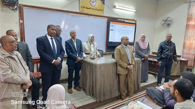 وكيل تعليم أسوان يتفقد برنامج التأهيل التربوي للمعلمين الجدد(الدفعة الرابعة)