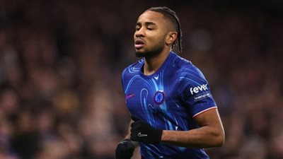 ديلي ميل: تشيلسي يرفض التفريط في نكونكو لصالح برشلونة أو مانشستر يونايتد