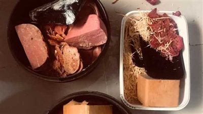 ضبط 1700 كيلو أغذية وزيوت منتهية الصلاحية في حملات على أسواق دمياط