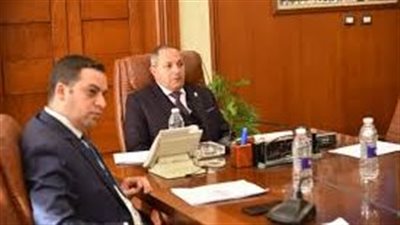 محافظ بورسعيد يترأس أول اجتماع لمجلس إدارة مركز معلومات شبكات المرافق