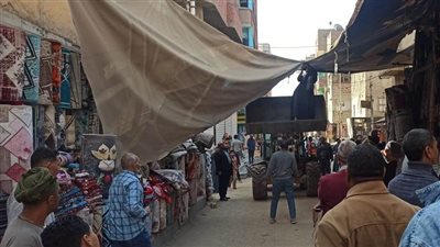 عاجل.. تطهير شارع بور سعيد من الإشغالات فى كوم أمبو