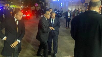 رئيس الوزراء يقدم واجب العزاء في شقيق وزير الخارجية بمسجد عمر مكرم