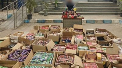 ضبط 23 ألف قطعة ألعاب نارية في مداهمة أمنية لمخزن بالشرقية