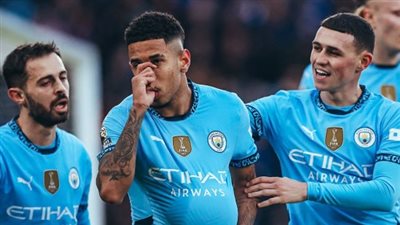 مانشستر سيتي يستعيد ذاكرة الانتصارات باصطياد ثعالب ليستر سيتي وسقوط توتنهام 