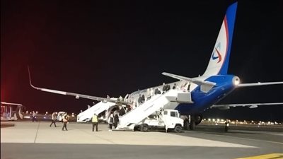 هبوط اضطراريًا لطائرة 