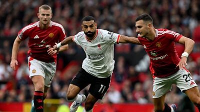 صلاح الهداف التاريخي.. تاريخ مواجهات ليفربول ومانشستر يونايتد بالبريميرليج 