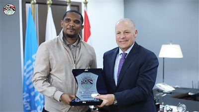  وزير الرياضة لايتو: شكرا علي حضورك لتهنئة أبو ريدة 