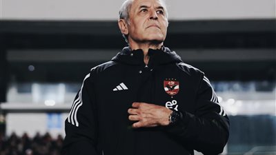 عاجل... كولر يتعرض لوعكة صحية وطوارئ في الأهلي 