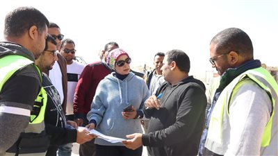 رئيس جامعة الأقصر تتفقد سير العمل بالمواقع الإنشاءات الجديدة (صور)