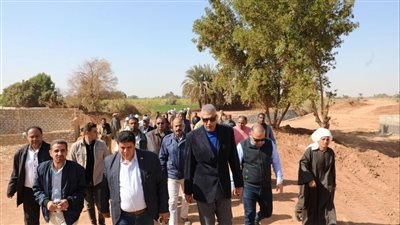 تعليمات مشددة من محافظ أسوان للمسؤولين بمشروع وادى النقرة.. اعرف السببب