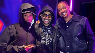 أحمد سعد يمازح ويل سميث ونجله: 