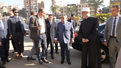 محافظ الدقهلية يرافق مفتي الجمهورية لتسليم موقع فرع الإفتاء بالمنصورة