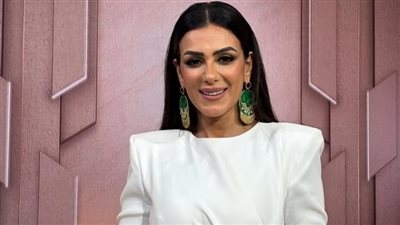 بعد استضافتها لهم.. إنجي المقدم تشكر لميس الحديدي: 