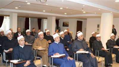 ندوة تثقيفية لـ الهيئة الوطنية للانتخابات لمفتشي وزارة الأوقاف