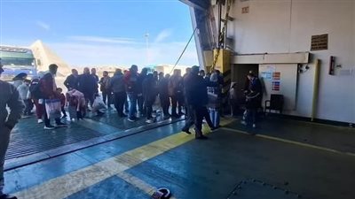 63 سوري يغادرون مصر إلى بلادهم على متن العبارة آيلة عبر ميناء نويبع 