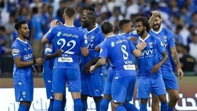 الهلال يبحث عن استعادة التوازن في الدوري السعودي أمام العروبة