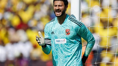 يمتلك عروض سعودية.. الشناوي يخطط للرحيل عن الأهلي 