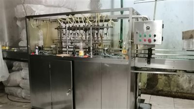 حماية المستهلك يضبط مخزنًا لتعبئة الزيوت مجهولة المصدر 