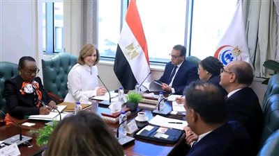 وزير الصحة يبحث مع رئيسة ومؤسس معهد صحة المرأة بأمريكا سبل التعاون 
