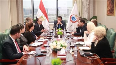 تفاصيل لقاء وزير الصحة مع وفد المملكة المتحدة للمستشفيات الدولية