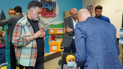 مهرجان السينما الإفريقية يدعم أطفال مرضى الأورام السرطانية بالأقصر (صور)