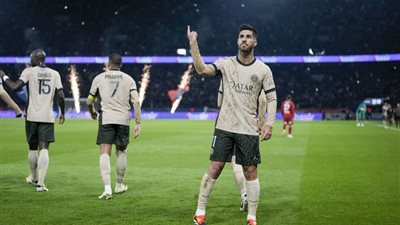 عداء مستمر.. إنريكي يقرر الاستغناء عن أسينسيو في باريس سان جيرمان