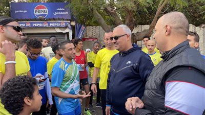 وكيل وزارة الشباب والرياضة بالجيزة يشهد سباق جري ضمن مبادرة «اللياقة البدنية»