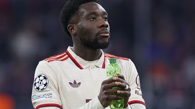 تقرير إنجليزي: ديفيز يصفع ريال مدريد ويوافق على التجديد مع بايرن ميونيخ