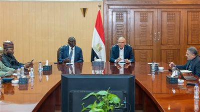  الدكتور سويلم يلتقى وزير المياه النيجيري للتباحث حول سُبل تعزيز التعاون بين البلدين