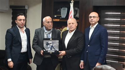 أبو ريدة يزور نادي الزمالك