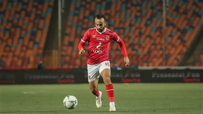 13 مليون جنيه.. نجم الأهلي يتعرض للنصب ويستغيث بالأمن