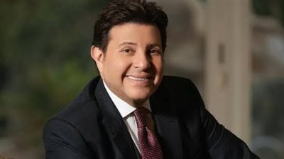 غدا نظر دعوى هاني شاكر ضد ناقد فني شهير