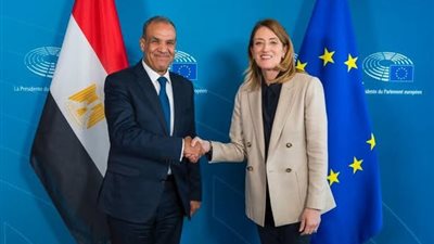 وزير الخارجية والهجرة يلتقى مع رئيسة البرلمان الأوروبى (تفاصيل)