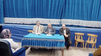 قبيصي.. يلتقى بالمرشحين لللدفعة الثانية من مبادرة 1000 مدير مدرسة بالفيوم