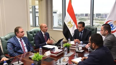 تفاصبل اجتماع وزارة الصحة مع استرازينكا 