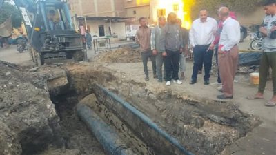 انقطاع مياه الشرب بسبب كسر بخط المياه غرب الأقصر «صور»