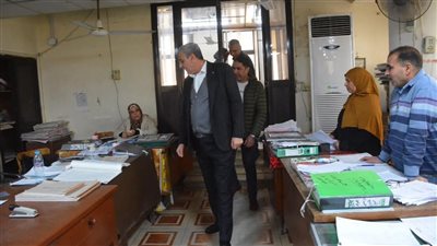 جولة مفاجئة لمحافظ الغربية بإدارات الديوان العام.. تفاصيل
