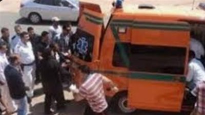 سيارة تنهي حياة شخص أعلى طريق بمدينة 6 أكتوبر