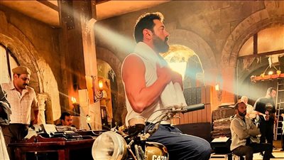 بالصور.. عمرو يوسف 