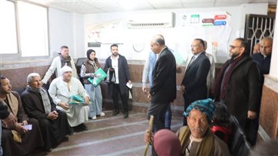 محافظ المنيا يطمئن على سير العمل بالمركز التكنولوجي ببني مزار 