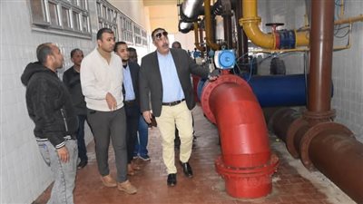 رئيس «شركة المياه» يتفقد أعمال الإحلال والتجديد لمحطة مياه الأقصر (صور)