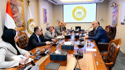 محافظ القليوبية: الجمع السكنى من المنازل الحل للقضاء على أزمة القمامة