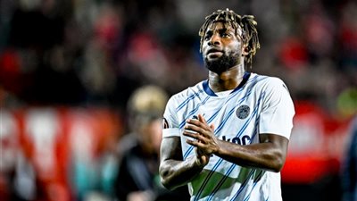 كونتي يثير غضب مورينيو.. إتفاق بين نابولي وأهلي جدة بخصوص ماكسيمين