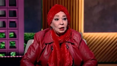 عنايات صالح تكشف سر غيابها: المخرجين بيكرهوا الحجاب 